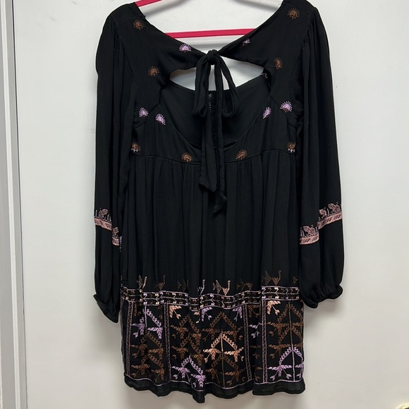 Free People Rhiannon Peasant Embroidered Mini Dress Size Small - Picture 4 of 9